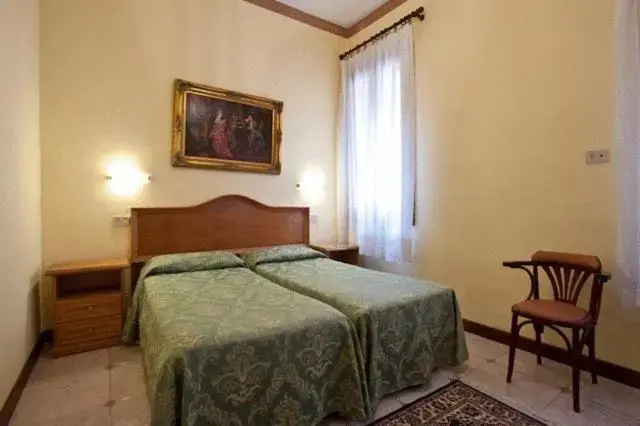 Classic Double room (twin beds)
