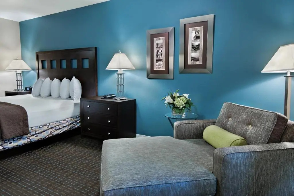 Oxford Suites Silverdale - Chambres