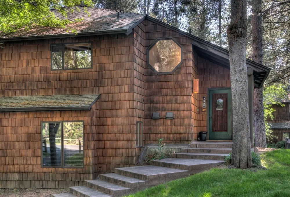 Wildflower Condo #44 by Village Properties at Sunriver
