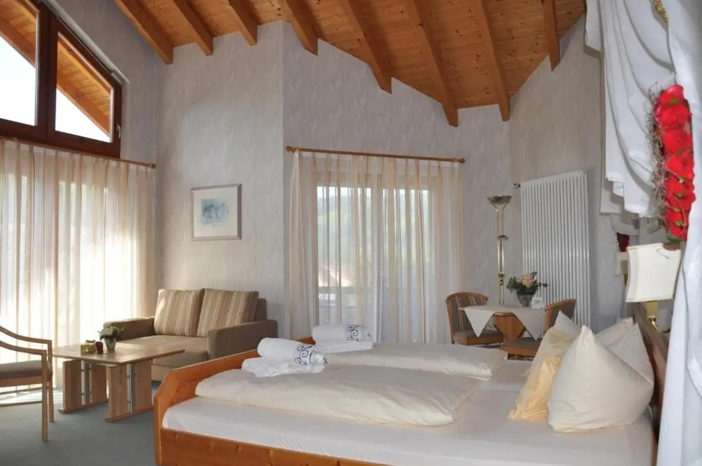 Hotel-Pension Breig Garni - Chambres