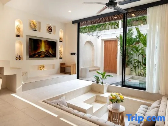 Luxurious Villa w/ private Pool in Seseh, Canggu - A Luxury Private Villa By Balinest Villas