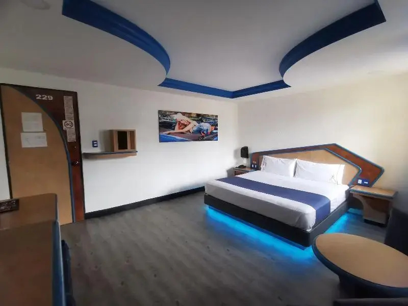 Hotel photo 12