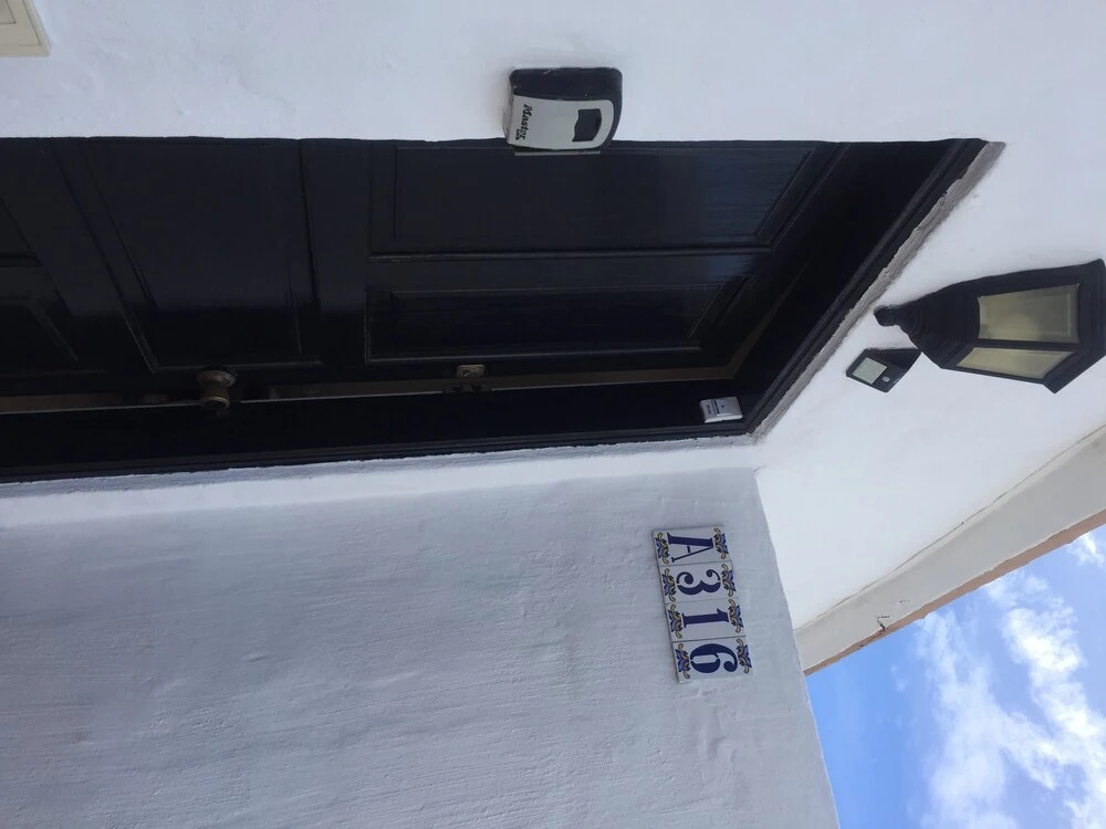 Sunny, Cosy Apartment on Ist Floor of Holiday Complex
