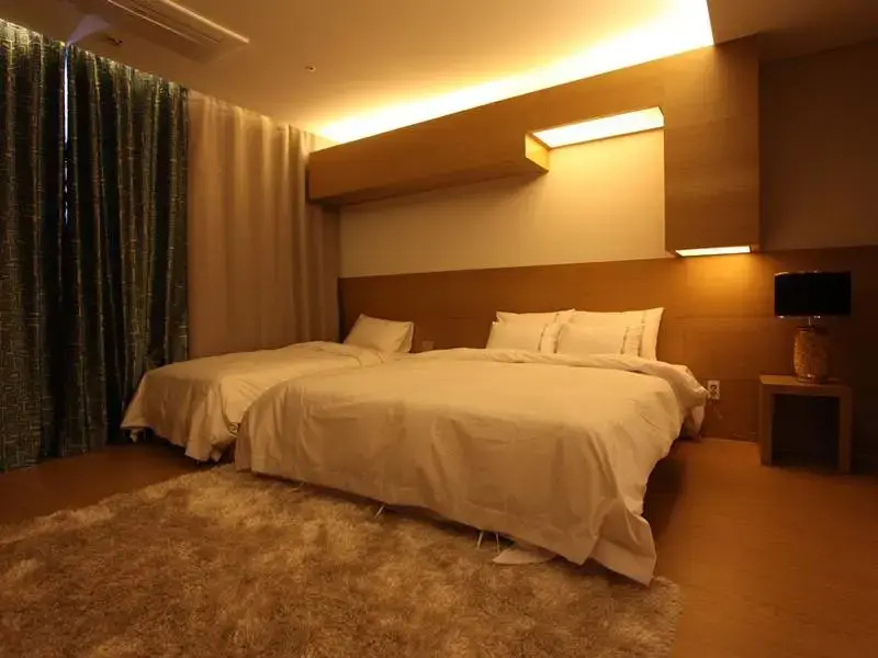 Business Design Hotel LUV - Chambres