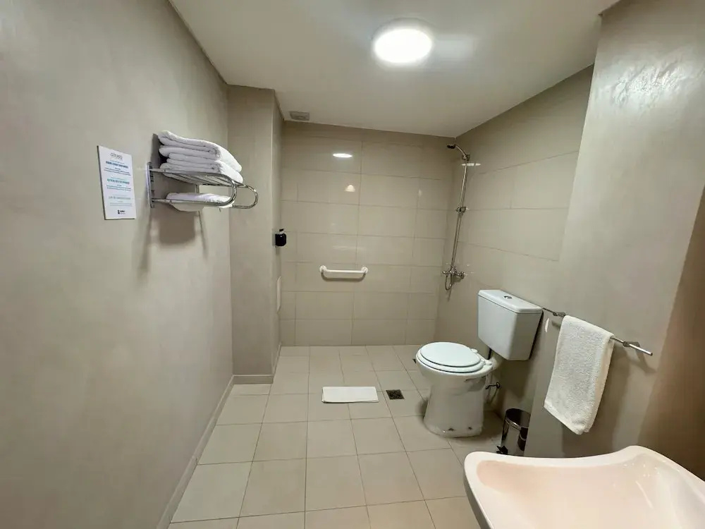 Economy room