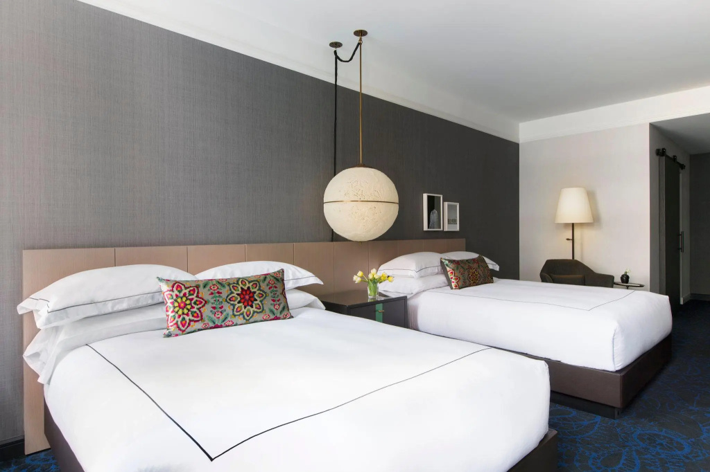 Premium Quadruple room