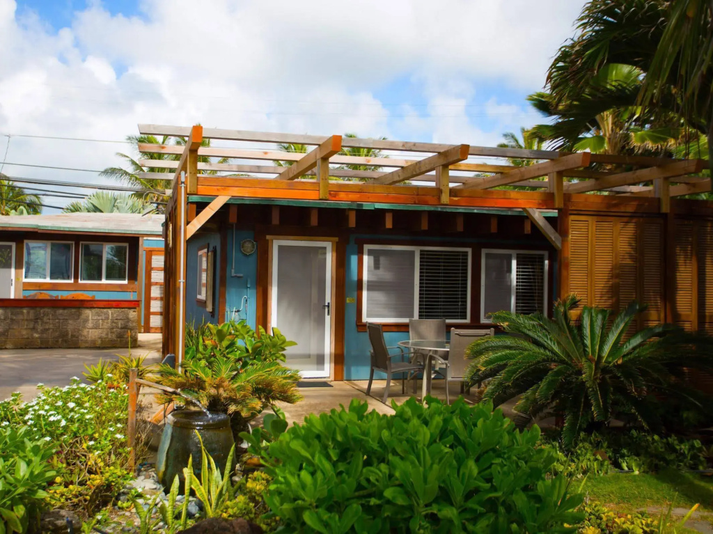 Tiki Moon Villas