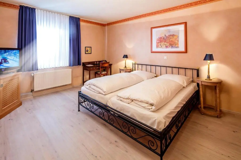 Standard Double room (full double bed)
