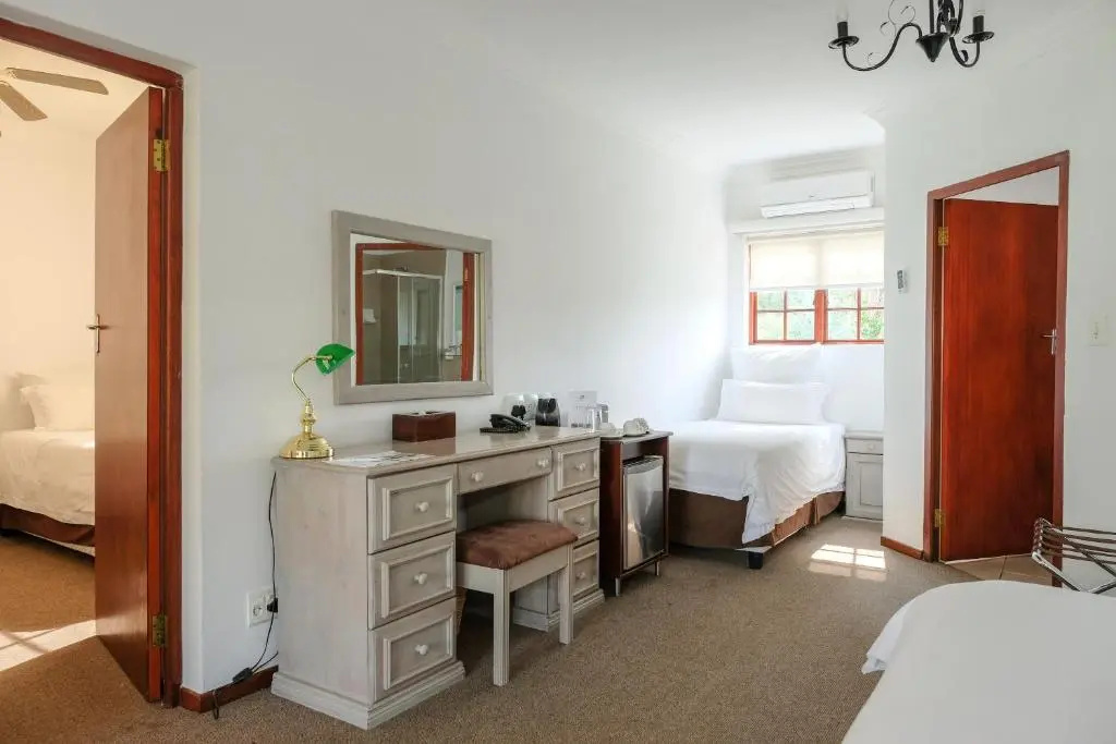 Houw Hoek Hotel - Chambres