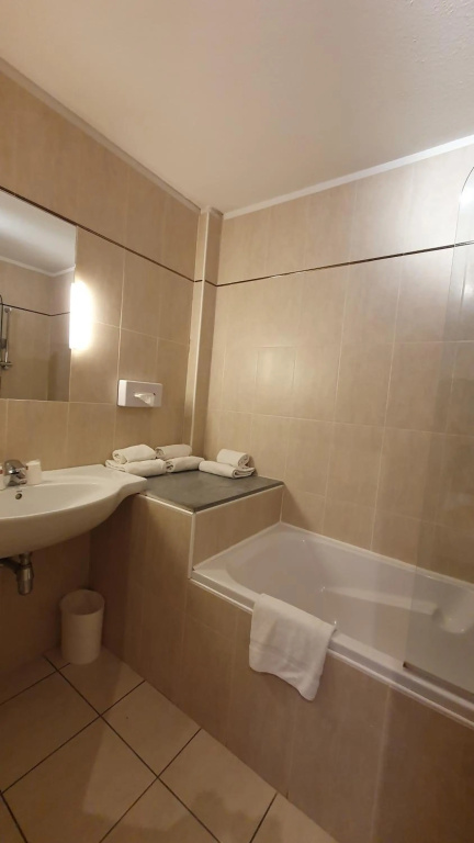 The Originals City Hotel Hippocampe Sète Balaruc - Général
