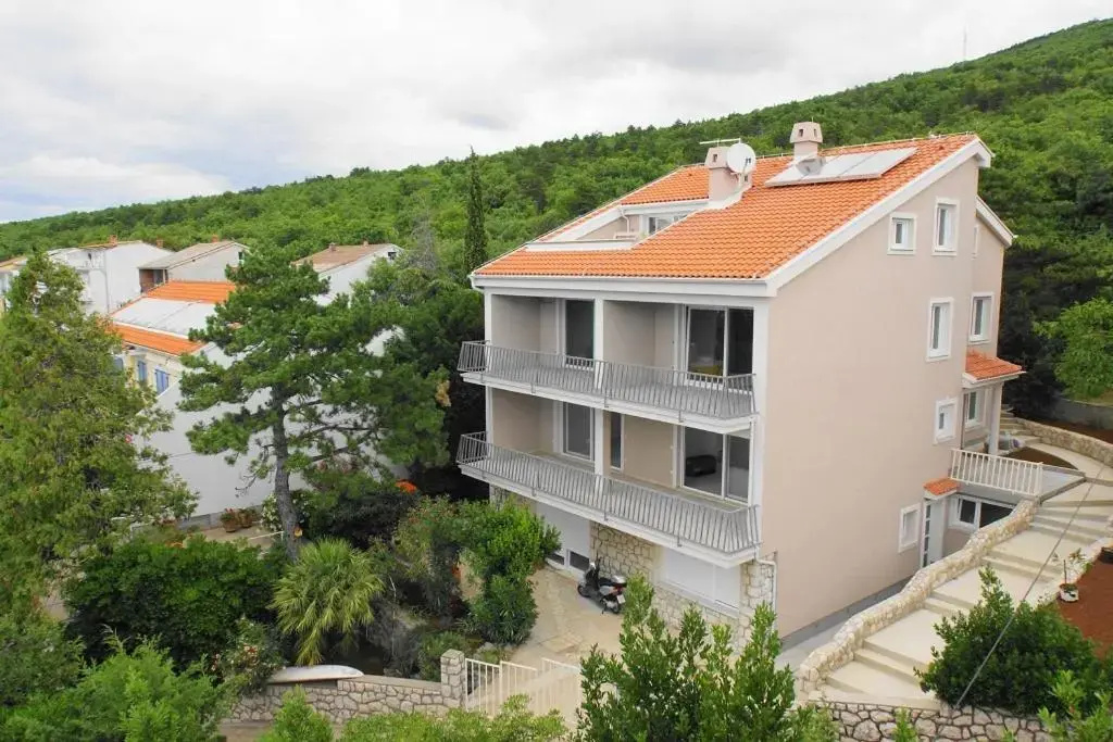Apartment 1 Biba 41 pax
