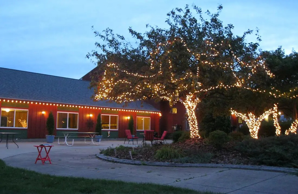 Cedar Hill Lodge