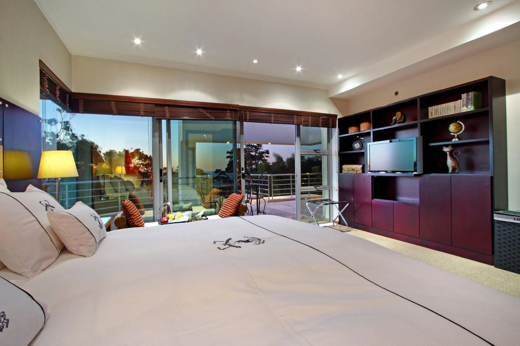 Balcony & Terrace