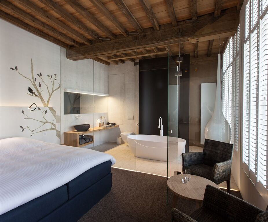 La Suite by null
