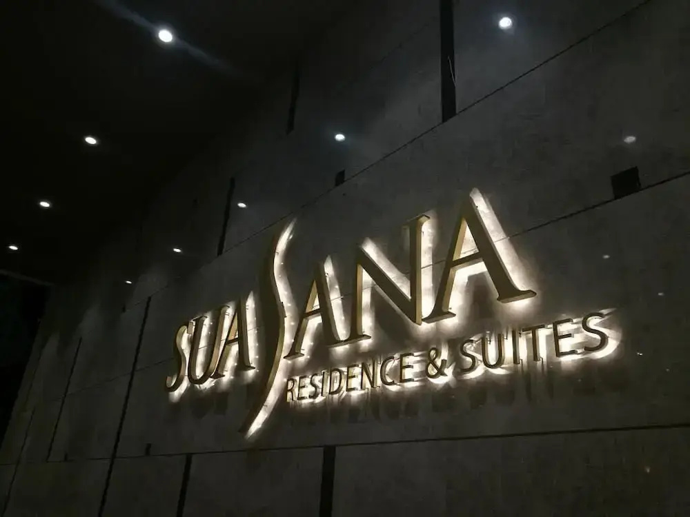 A Comfy & Bright 2BR Suasana Suite 6, Free Parking