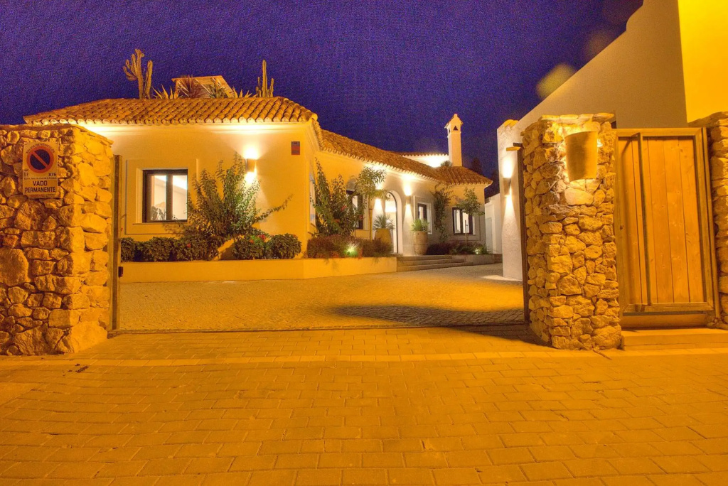 Villa Mas Tranquila - A stylish villa with pool 150 m from the beach