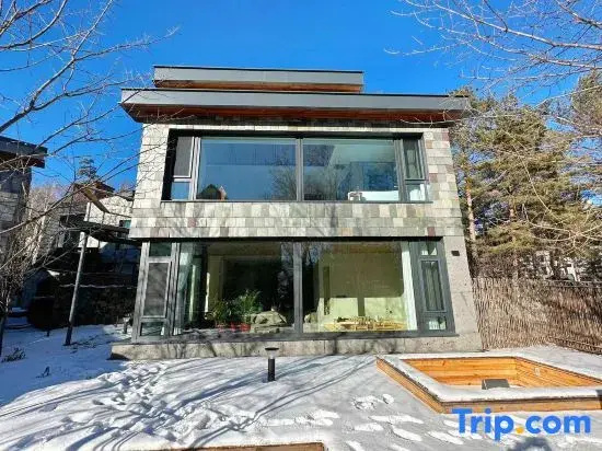 River Valley Villa (Changbaishan North Slope Scenic Area, Enduri Leisure Resort Zone)