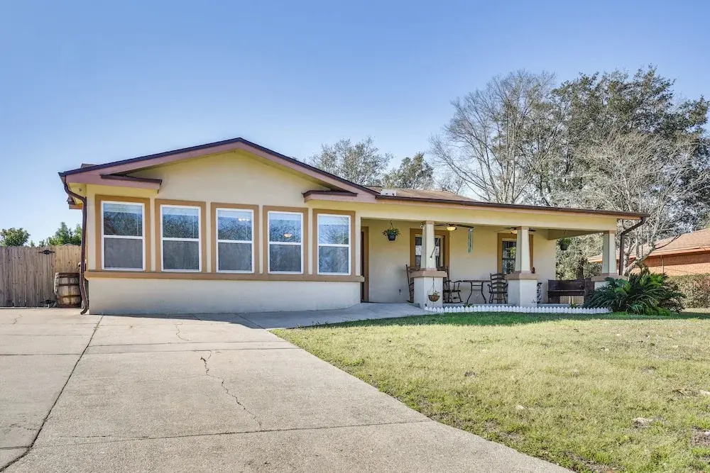 Pet-friendly Fort Walton Beach Home: 4 Mi to Ocean