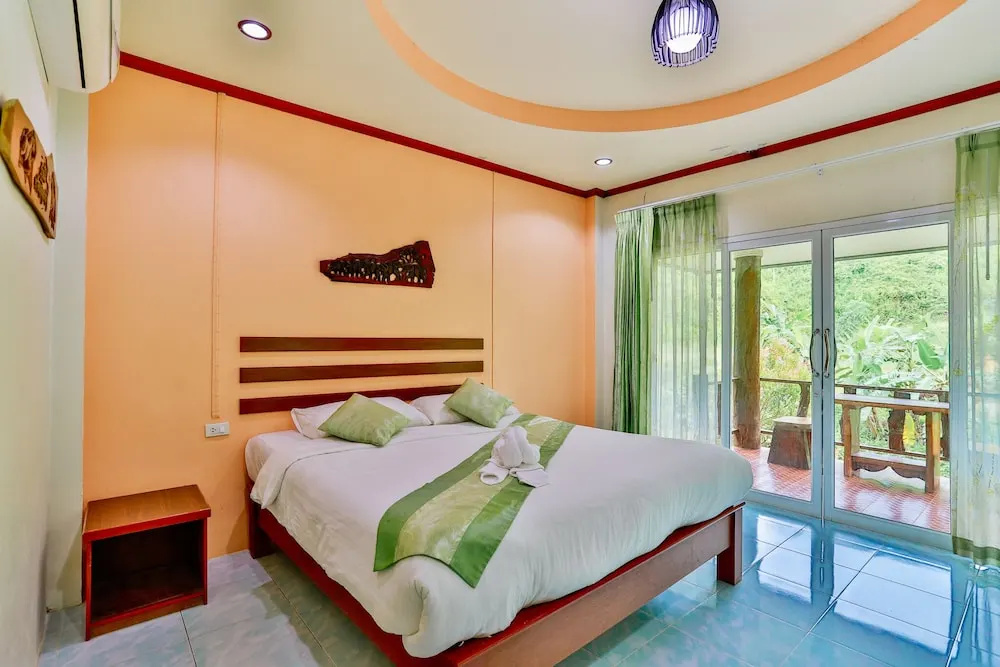 Superior room with river view