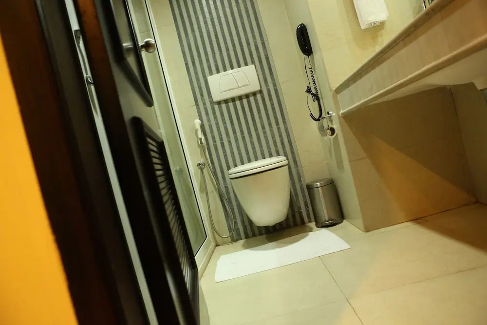 Deluxe Double room (full double bed)