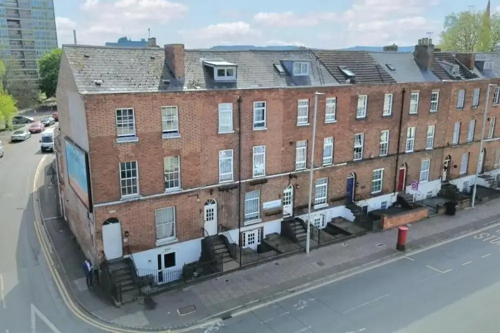 The Albert Hotel