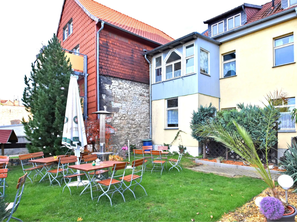 Spacious Apartment in Ballenstedt Harz near Lake - фото 11