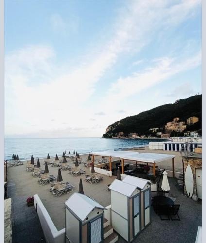 Beach & Waterfront