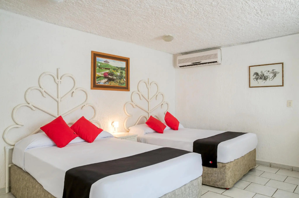 Standard Double room (twin beds)