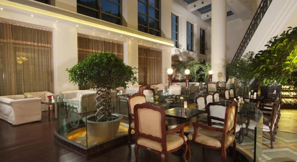 Shanghai Hotel - Général