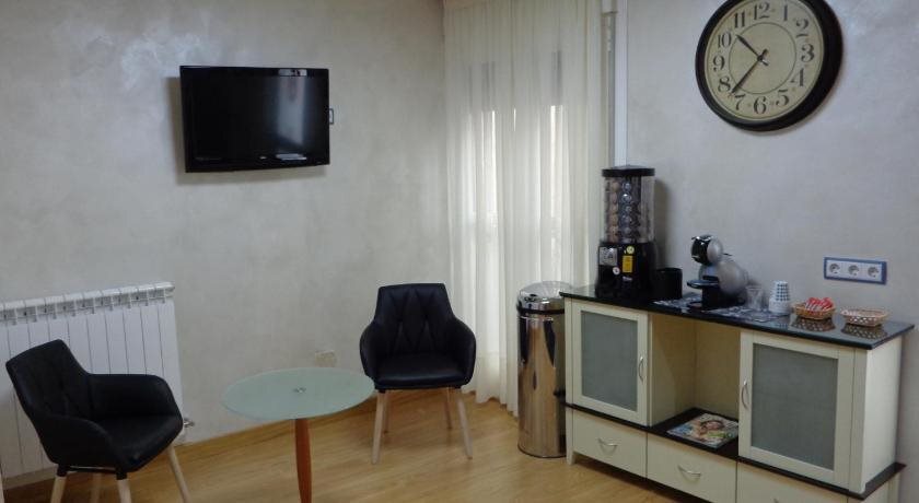 Hostal Don Rodrigo by null