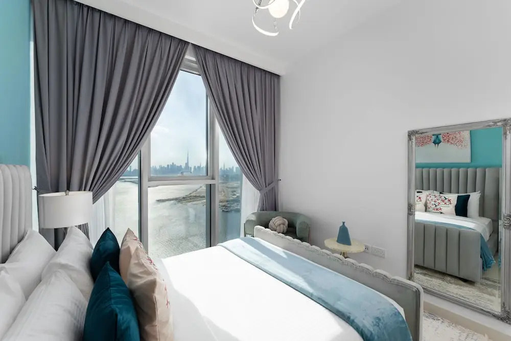 Maison Privee - Trendy Apt on the Creek with Superb Dubai Skyline Vw — фото