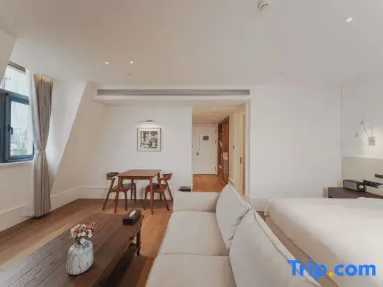Superior Double room with sea view (full double bed)