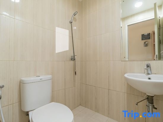 RedLiving Apartemen Sentul Tower - Skyland in Sukaraja