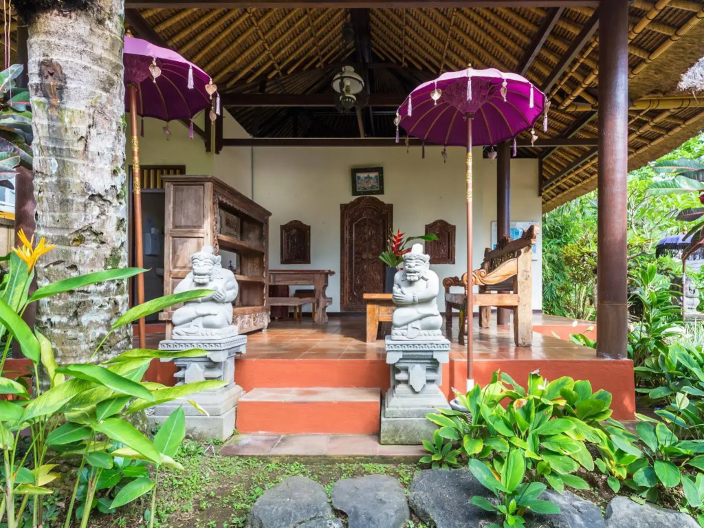 Villa Awang Awang
