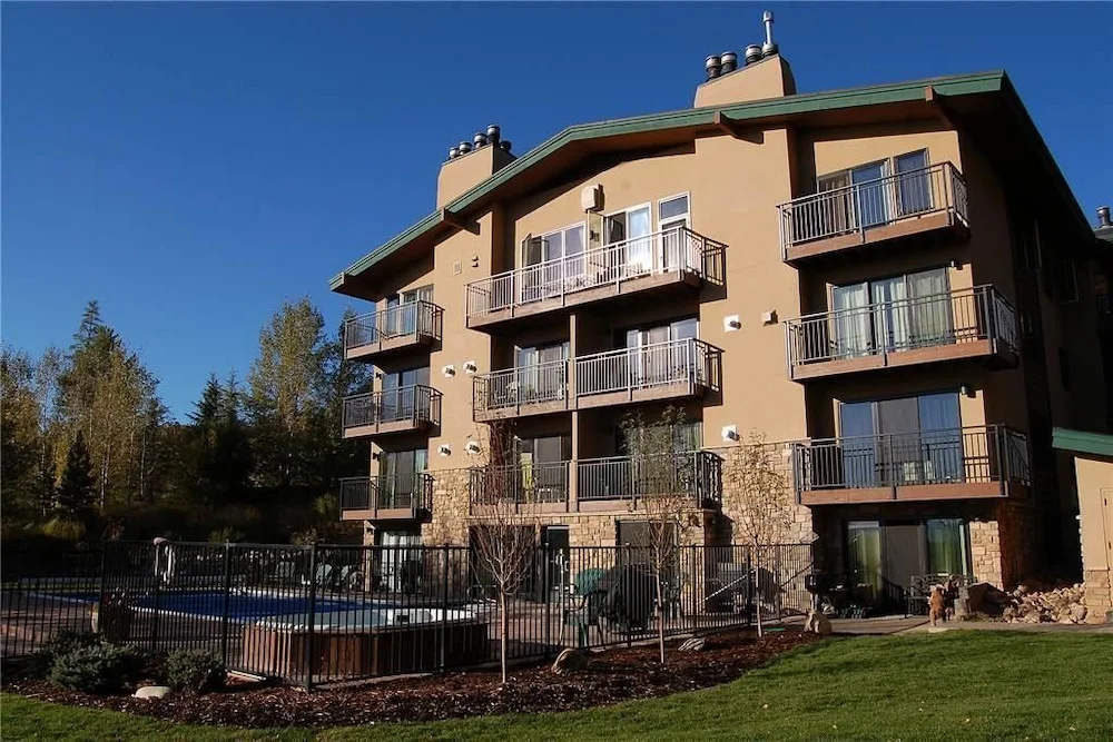 Scandinavian Lodge and Condominiums - Chambres