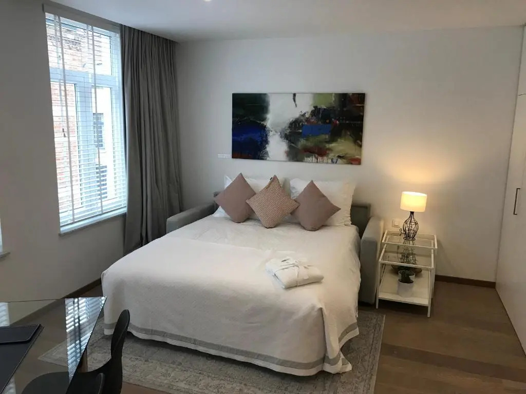 Antwerp Business Suites - Chambres