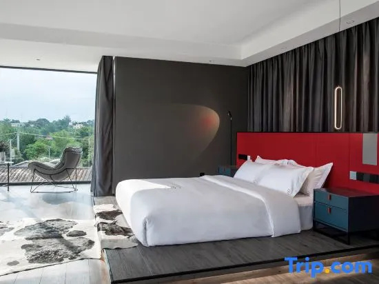 Standard Double room with garden view (full double bed)