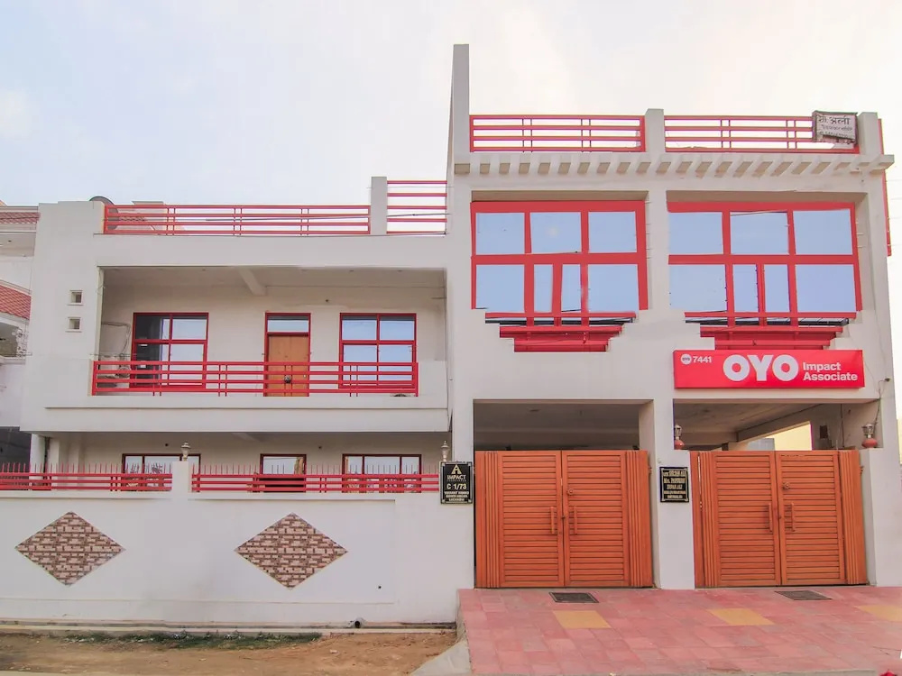OYO 7441 Gomti Nagar
