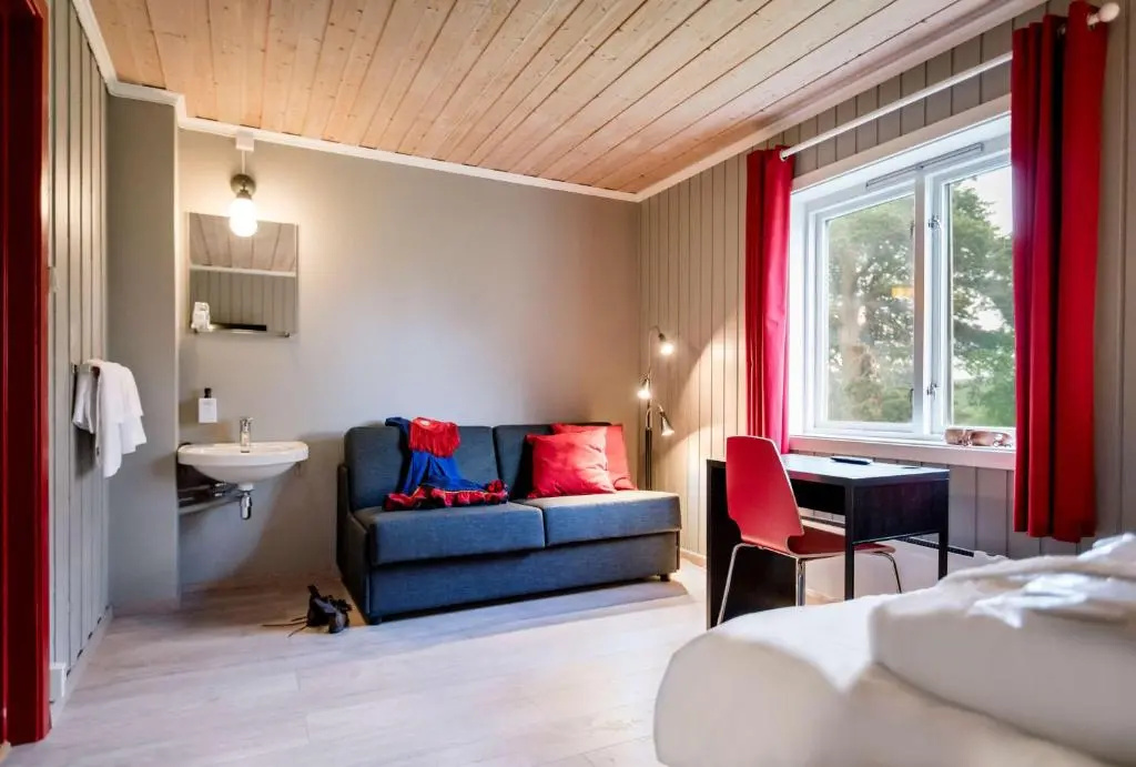 Economy Double room (twin beds)