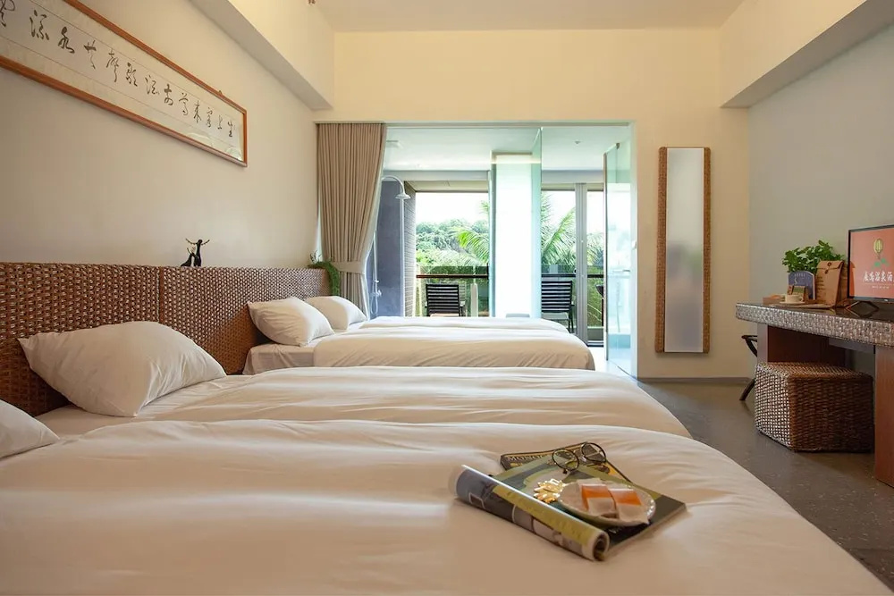 Standard Quadruple room with balcony