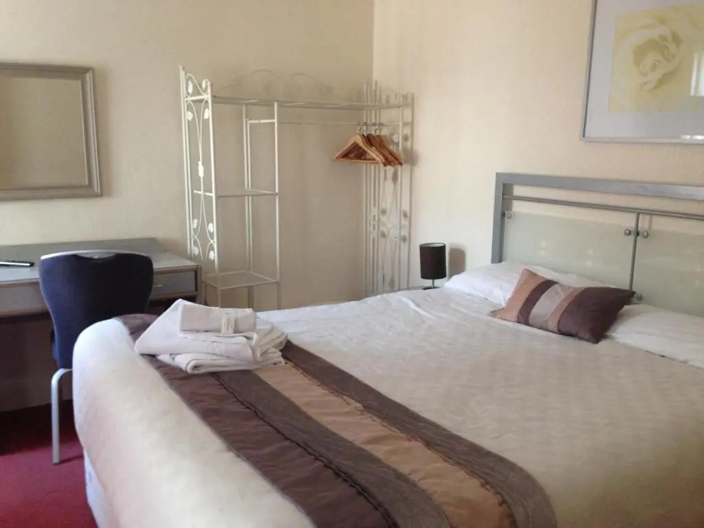Standard Double room (full double bed)