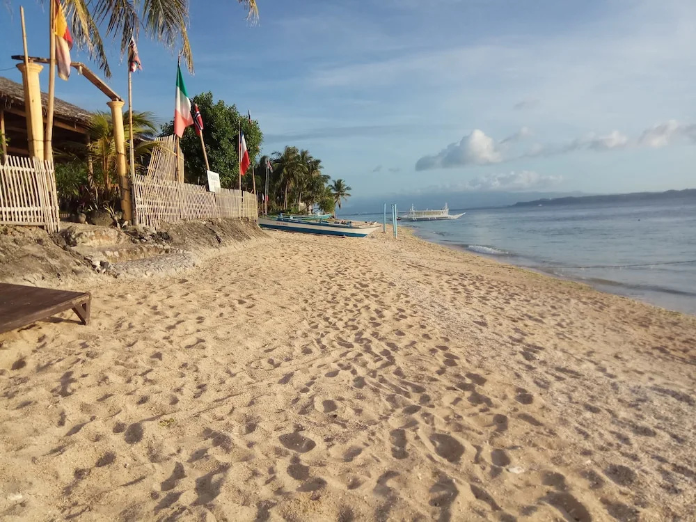 Beach & Waterfront