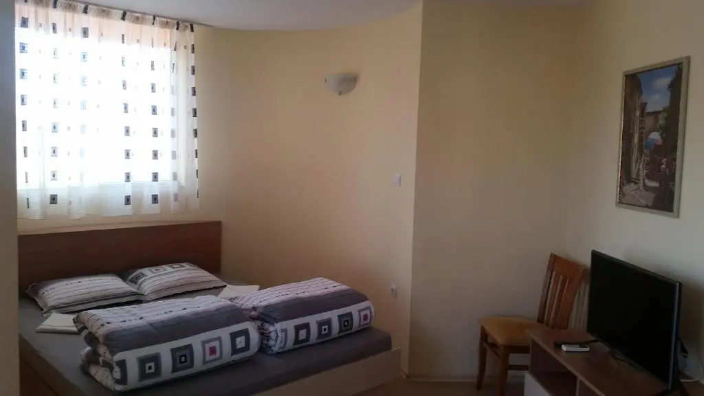 Standard Triple room with balcony