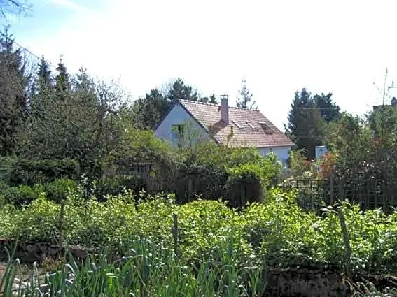 Voir la photo 3 — La Colline des Roses