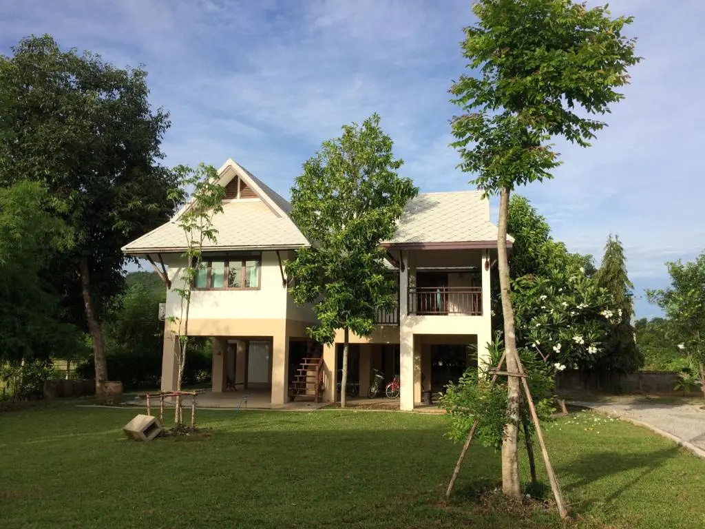 2 Bedrooms Cottage
