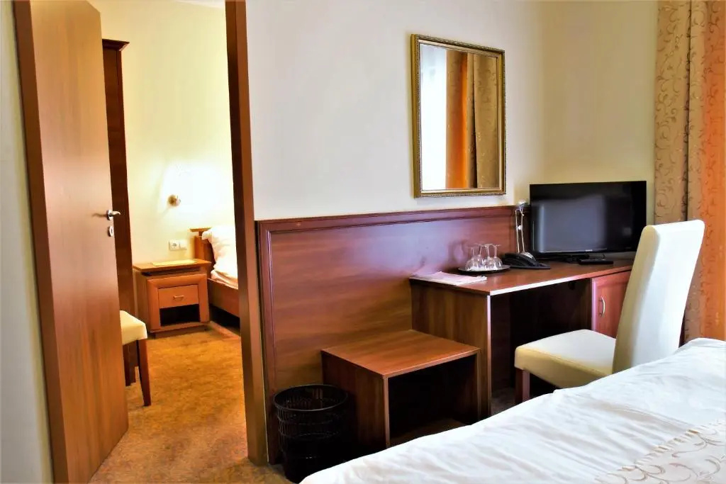 Viktória Hotel - Chambres