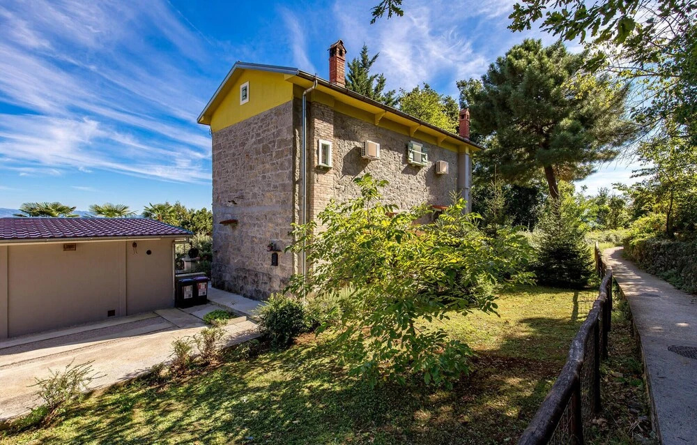 Nice Home in Lovran With 3 Bedrooms and Wifi
