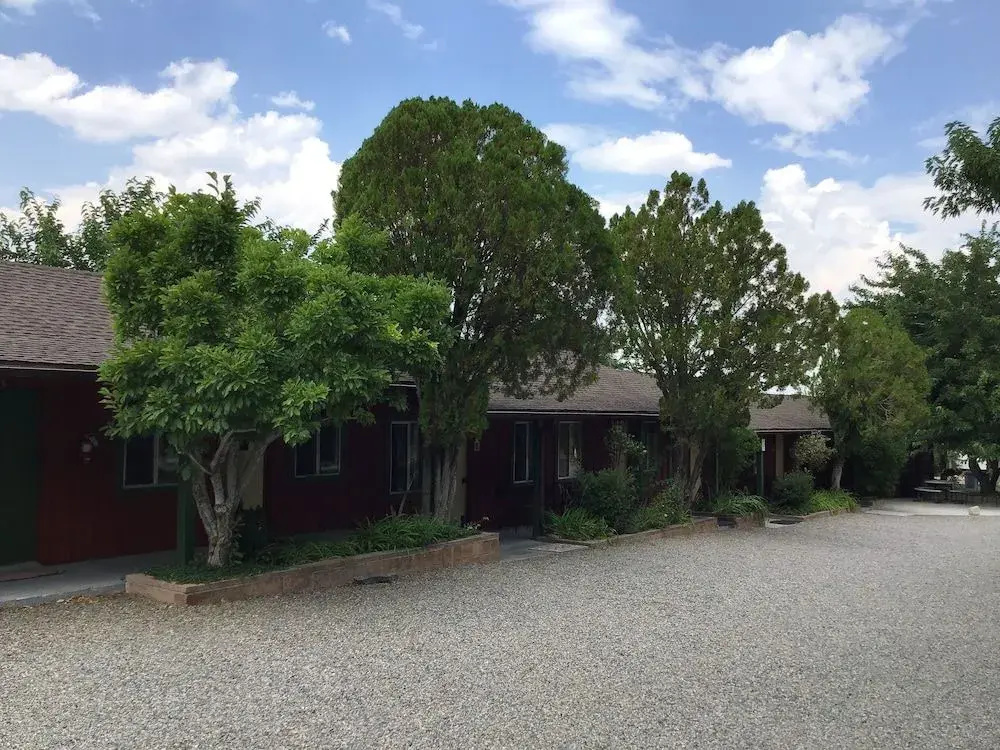 Andruss Motel