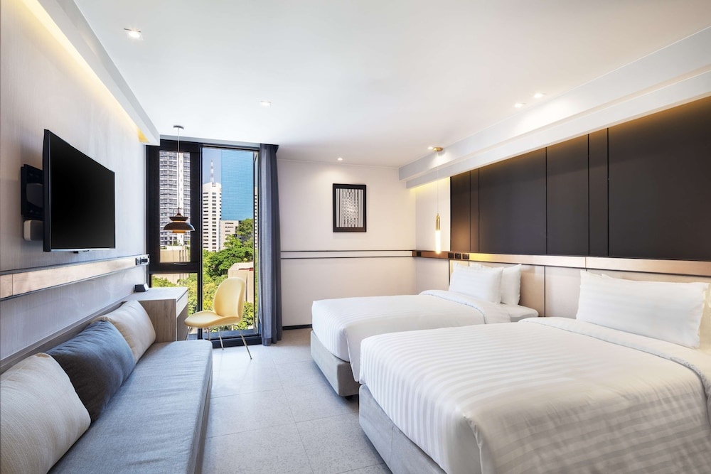 Best Western Ratchada Hotel Room Type - 1 King Bed, NonSmoking, Superior Room