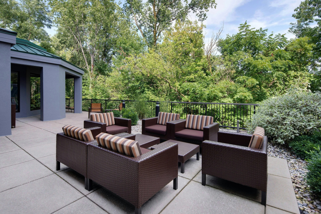 Courtyard by Marriott Grand Rapids Airport - Général